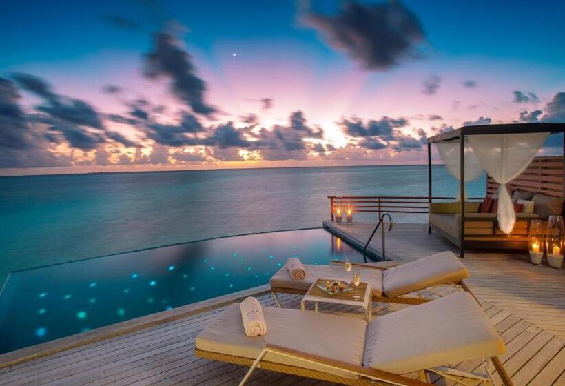 هتل Baros Maldives