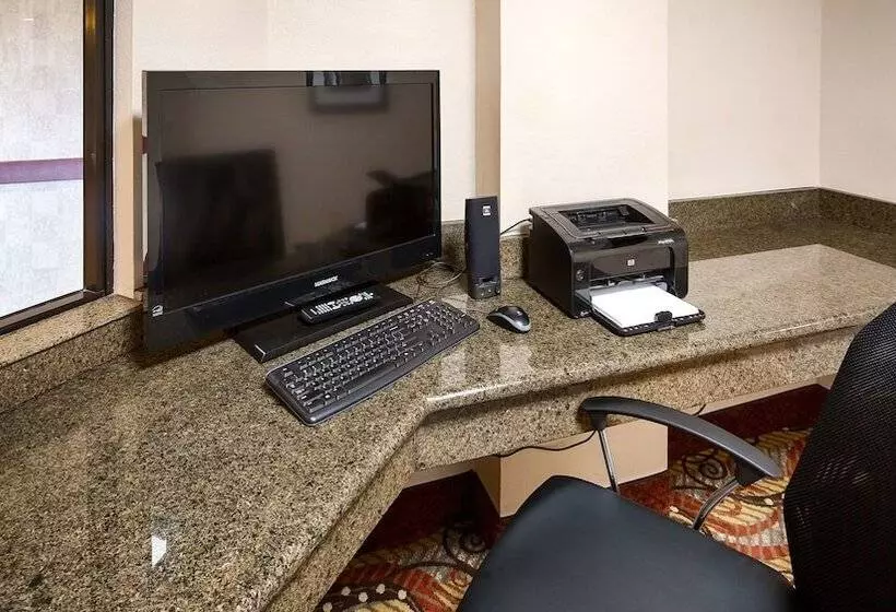 ホテル Best Western Plus Memorial Inn