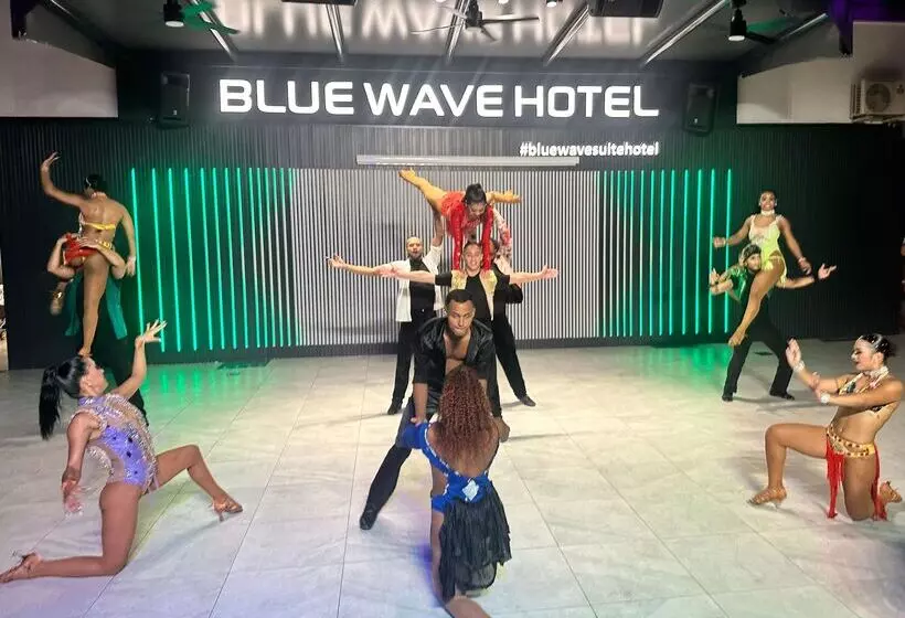 Hotel Blue Wave Suite