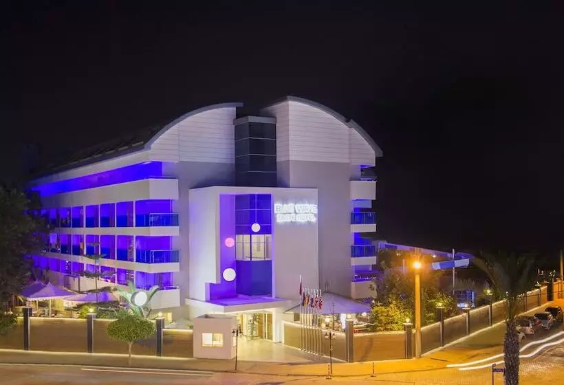 Hotel Blue Wave Suite