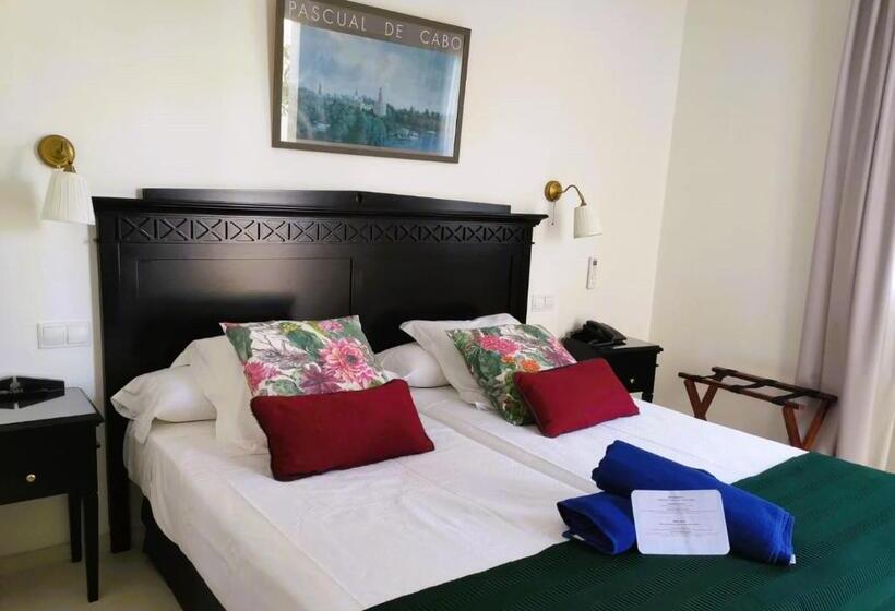 فندق Ciutat Jardi