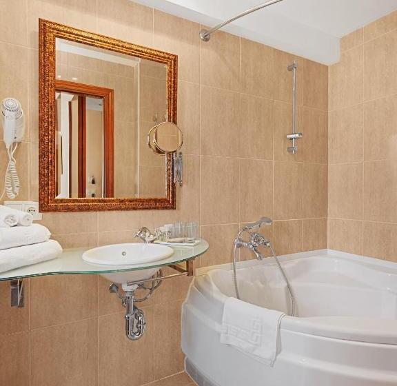 فندق Ciutat Jardi