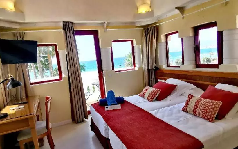 فندق Ciutat Jardi