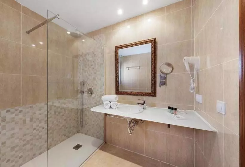 فندق Ciutat Jardi