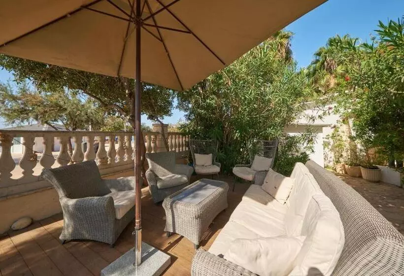 فندق Ciutat Jardi