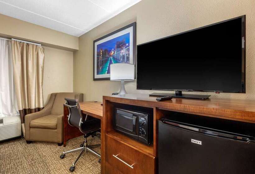 בית מלון כפרי Comfort Inn & Suites Hamilton Place