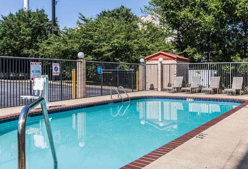 בית מלון כפרי Comfort Inn & Suites Hamilton Place