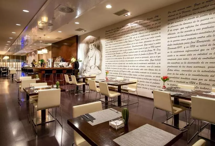 Отель Diagonal Plaza