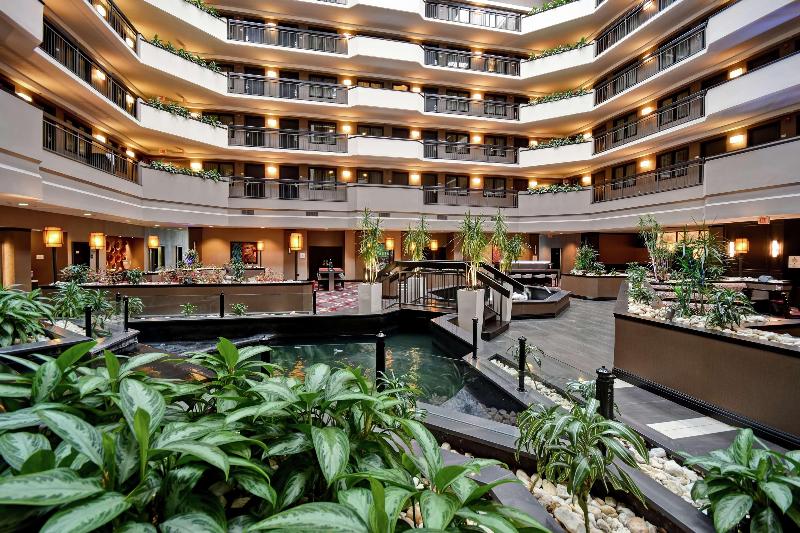 فندق Embassy Suites By Hilton Dulles Airport
