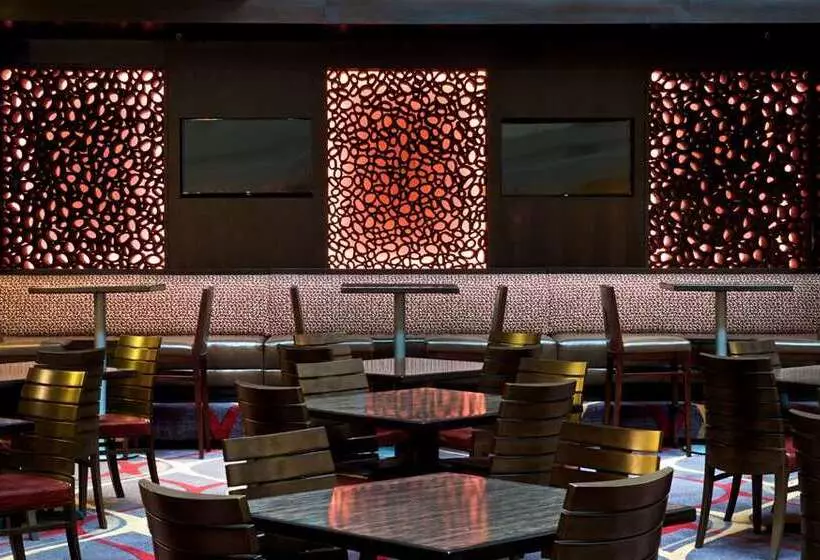 בית מלון כפרי Embassy Suites By Hilton Dulles Airport