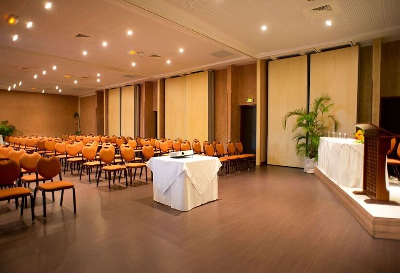 La Creole Beach Hotel & Spa