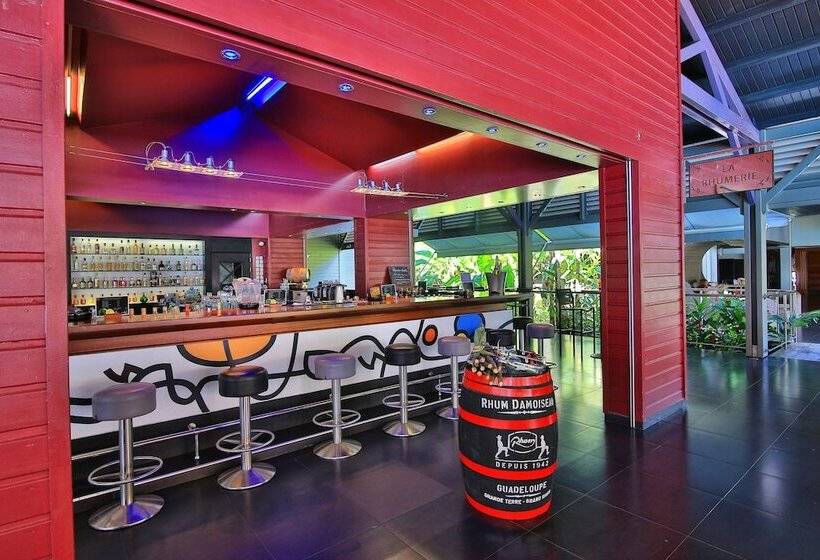 La Creole Beach Hotel & Spa