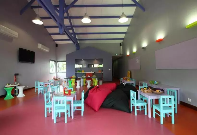 La Creole Beach Hotel & Spa