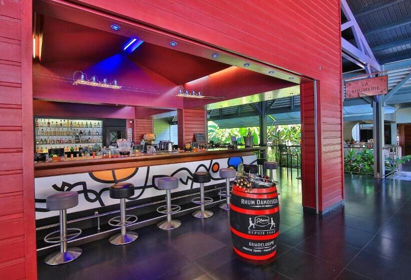 La Creole Beach Hotel & Spa