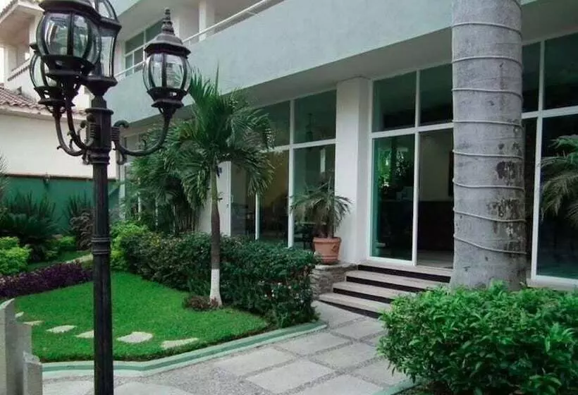 בית מלון כפרי Laam