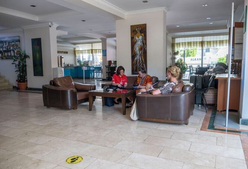 ホテル Marmaris Alkan