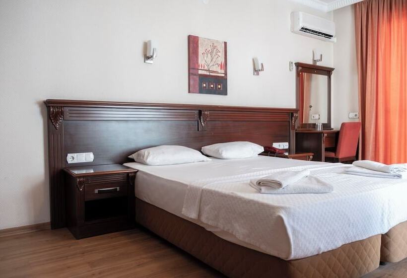 ホテル Marmaris Alkan