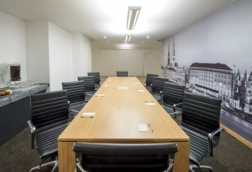 هتل Real Inn Mexicali