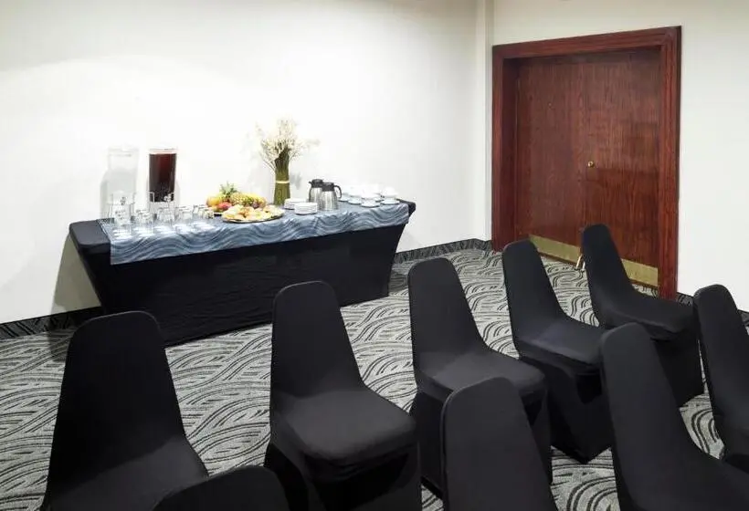 ホテル Real Inn Mexicali