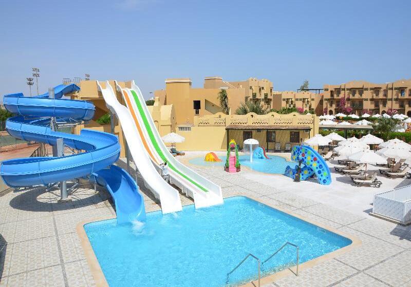 هتل Three Corners Rihana Resort