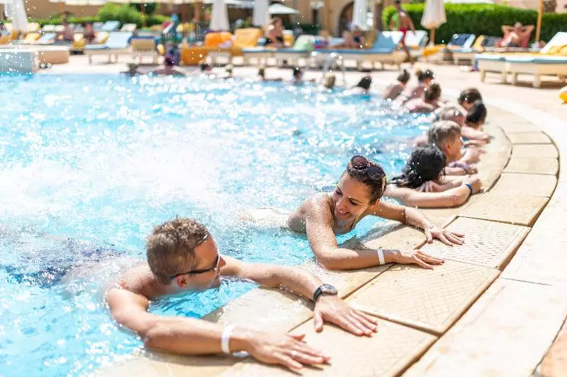 هتل Three Corners Rihana Resort