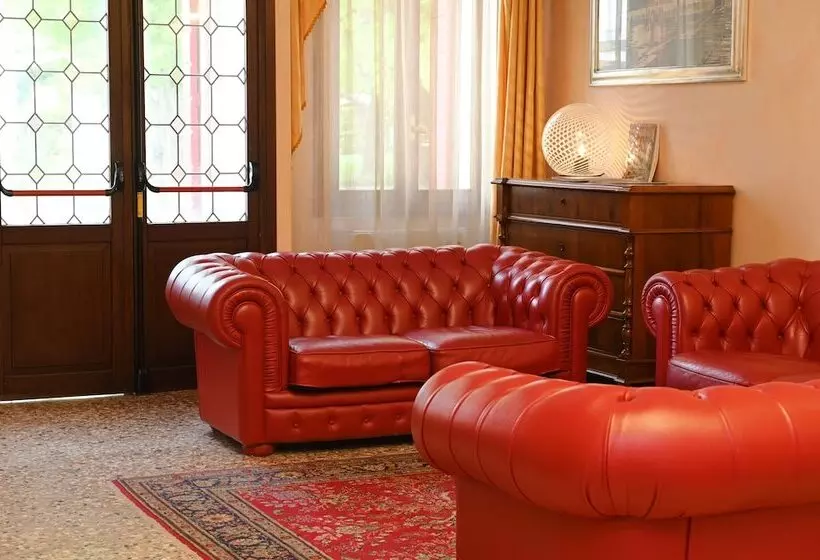 فندق Villa Patriarca