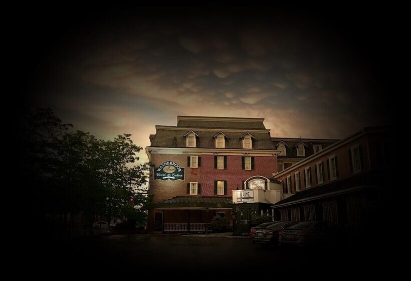 Отель Waynebrook Inn, Est 1865