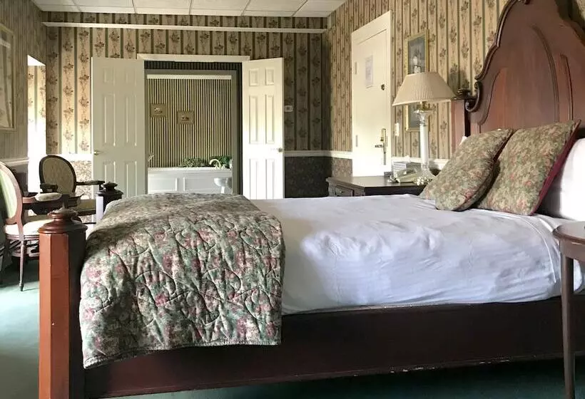 酒店 Waynebrook Inn, Est 1865