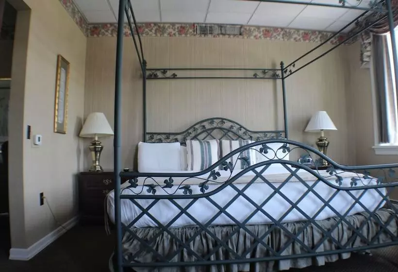 酒店 Waynebrook Inn, Est 1865