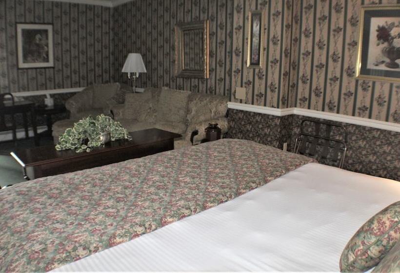 Отель Waynebrook Inn, Est 1865