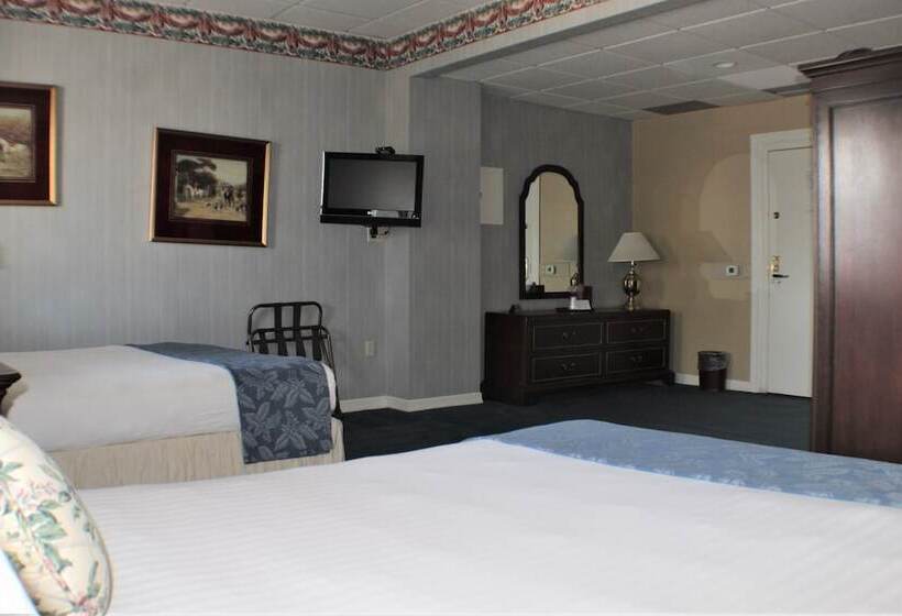 Отель Waynebrook Inn, Est 1865