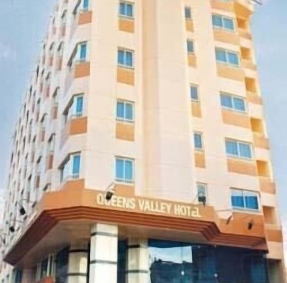 Queens Valley Hotel, Restaurants, Bars And Spa Luxor