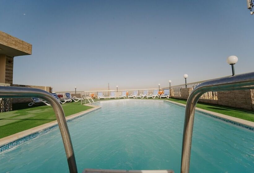Queens Valley Hotel, Restaurants, Bars And Spa Luxor