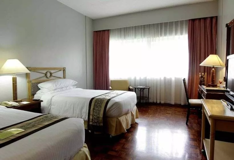 Waterfront Insular Hotel Davao