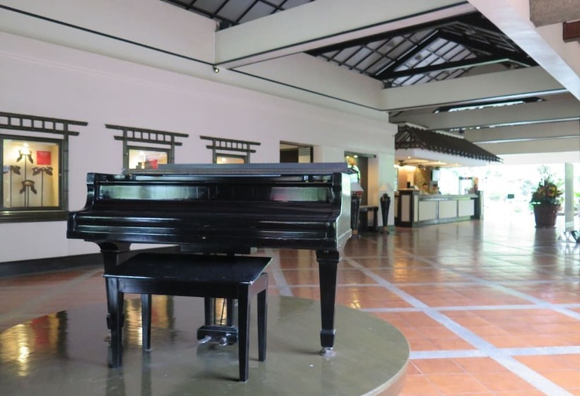 Waterfront Insular Hotel Davao