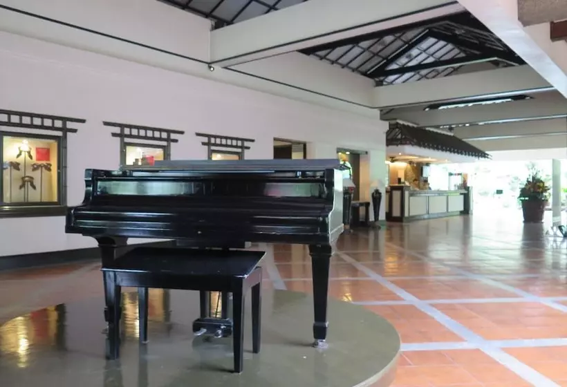 Waterfront Insular Hotel Davao