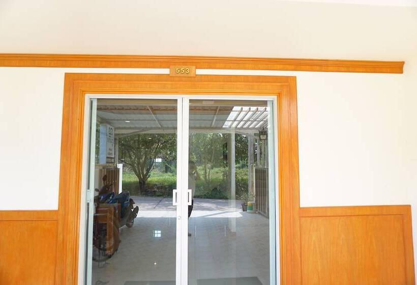 Отель Na Phurua Hostel