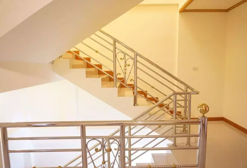 هتل Na Phurua Hostel