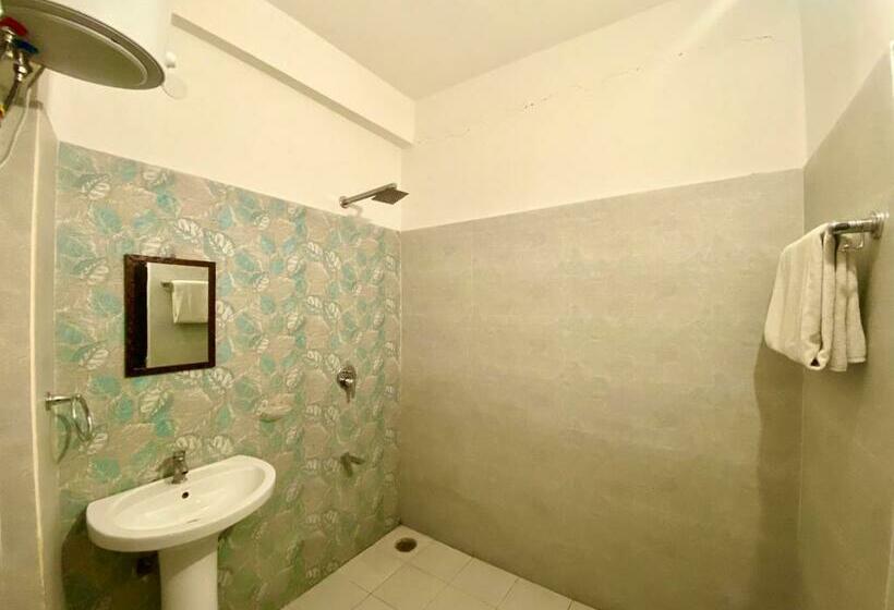 Hotell Ganga Elena Rishikesh