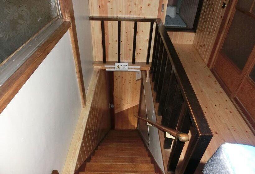 ペンション Shogetsudo Hostel