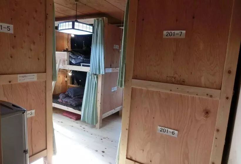 ペンション Shogetsudo   Hostel