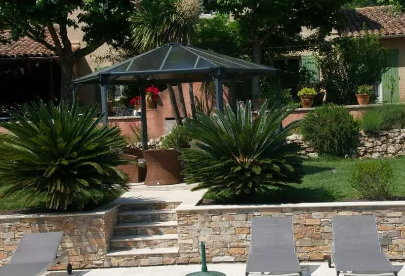 Aamiaismajoitus (B&B) Bastide De L'avelan