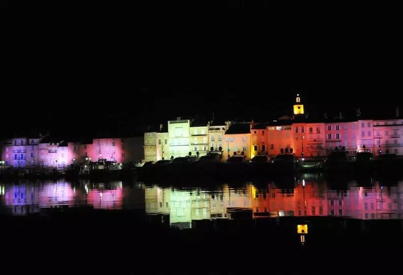 Aamiaismajoitus (B&B) Bastide De L'avelan