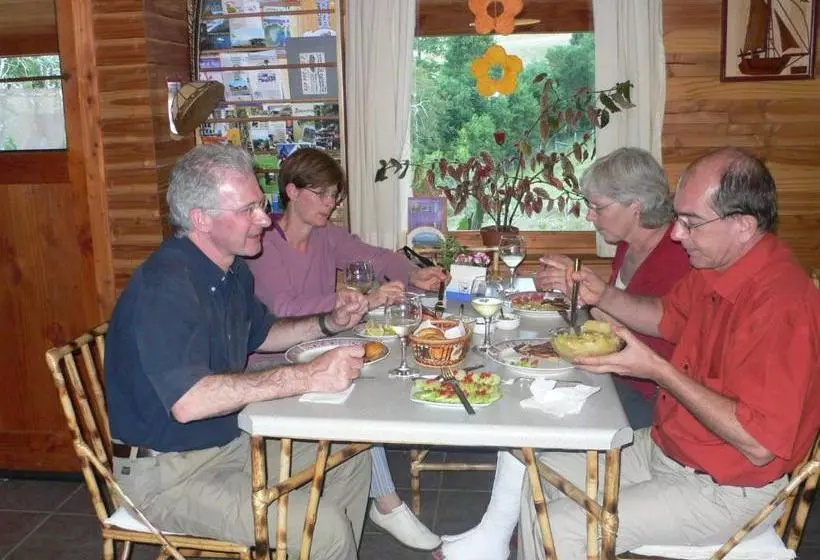 Hotelli Adela Y Helmut