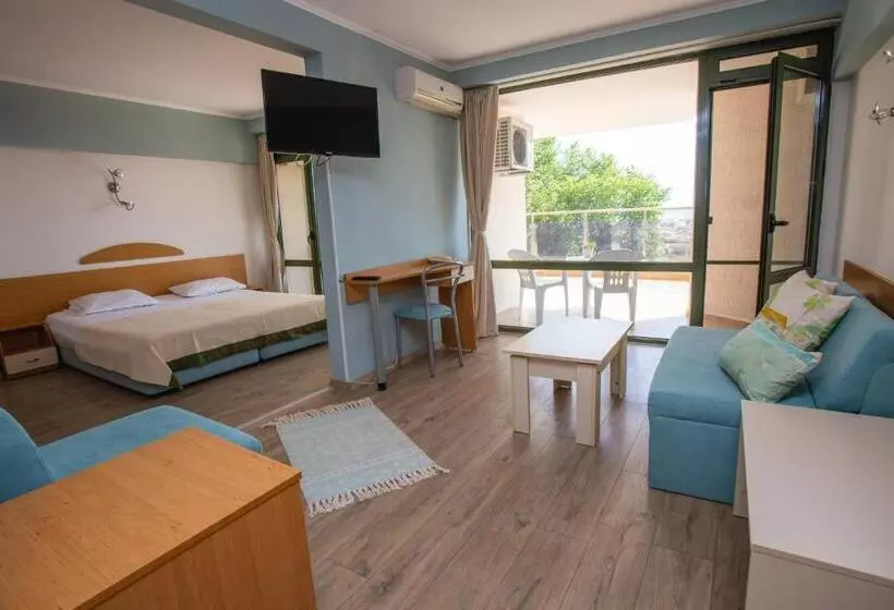 Hotel Amfibia Beach Complex