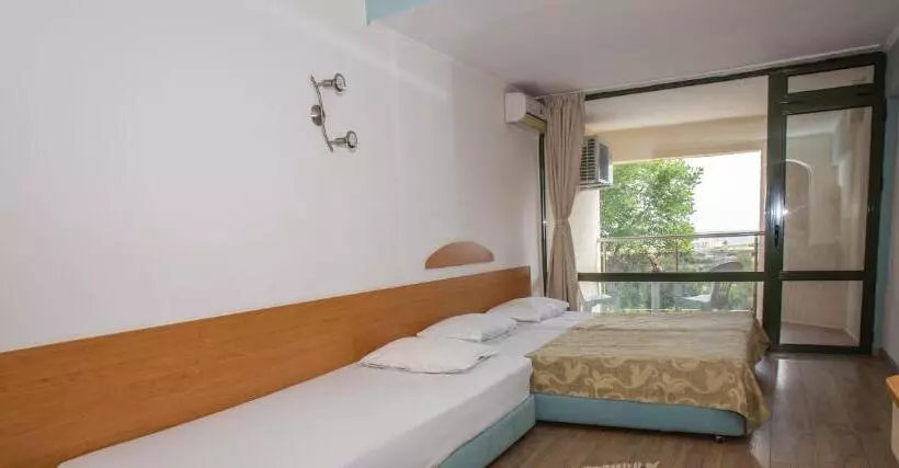 Hotel Amfibia Beach Complex