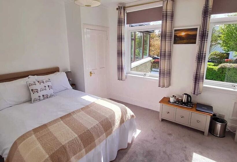 فندق Atholl House Skye