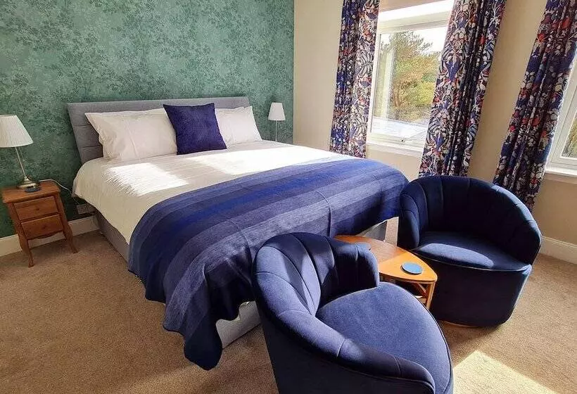 Отель Atholl House Skye