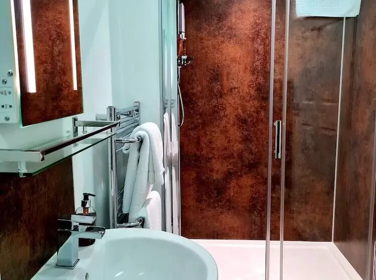 Отель Atholl House Skye