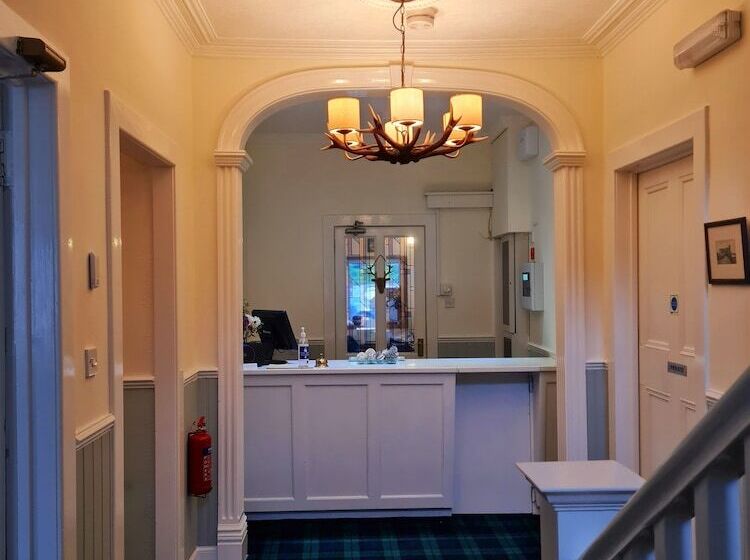 فندق Atholl House Skye